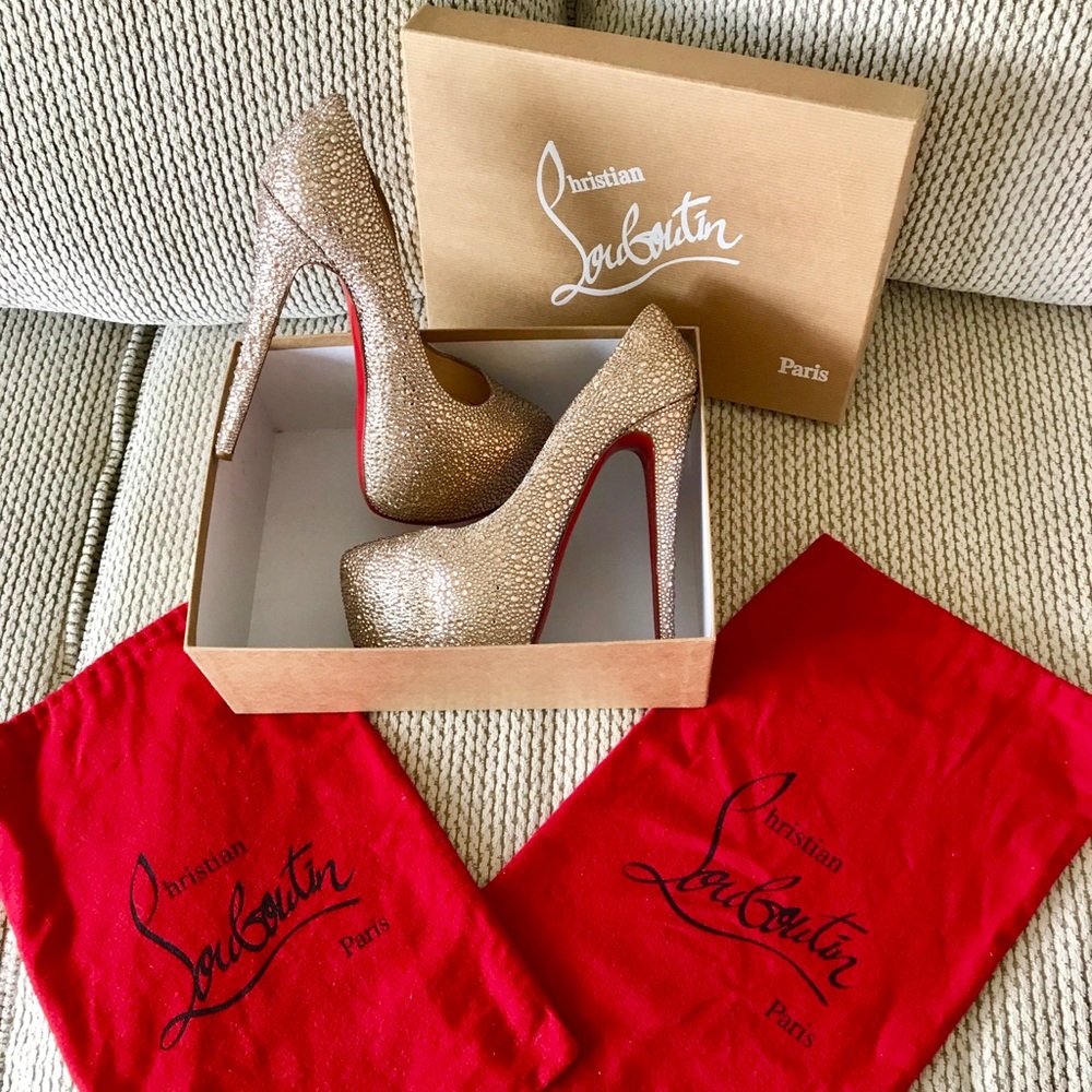 Christian Louboutin Daffodile Swarovski Pumps - Picture 7 of 8